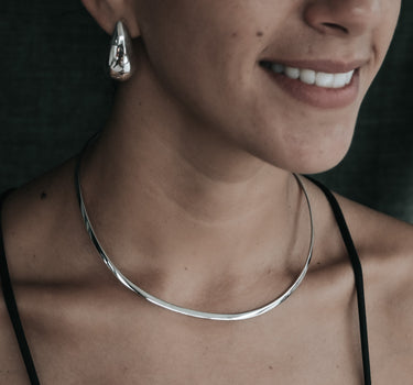 The Silhouette Necklace