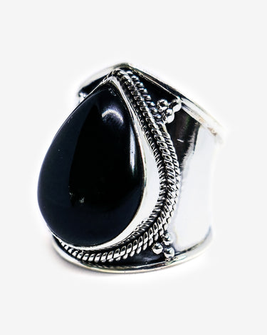 framed-onyx-ring