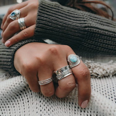 River-Nomad-hammered-Spinner-Silver-Ring