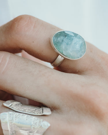 Lagoon-Aquamarine-Ring