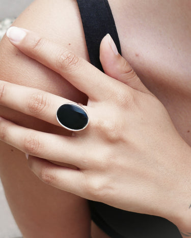 eclipse-onyx-silver-ring