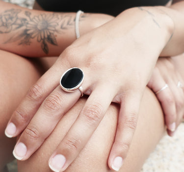 eclipse-onyx-silver-ring